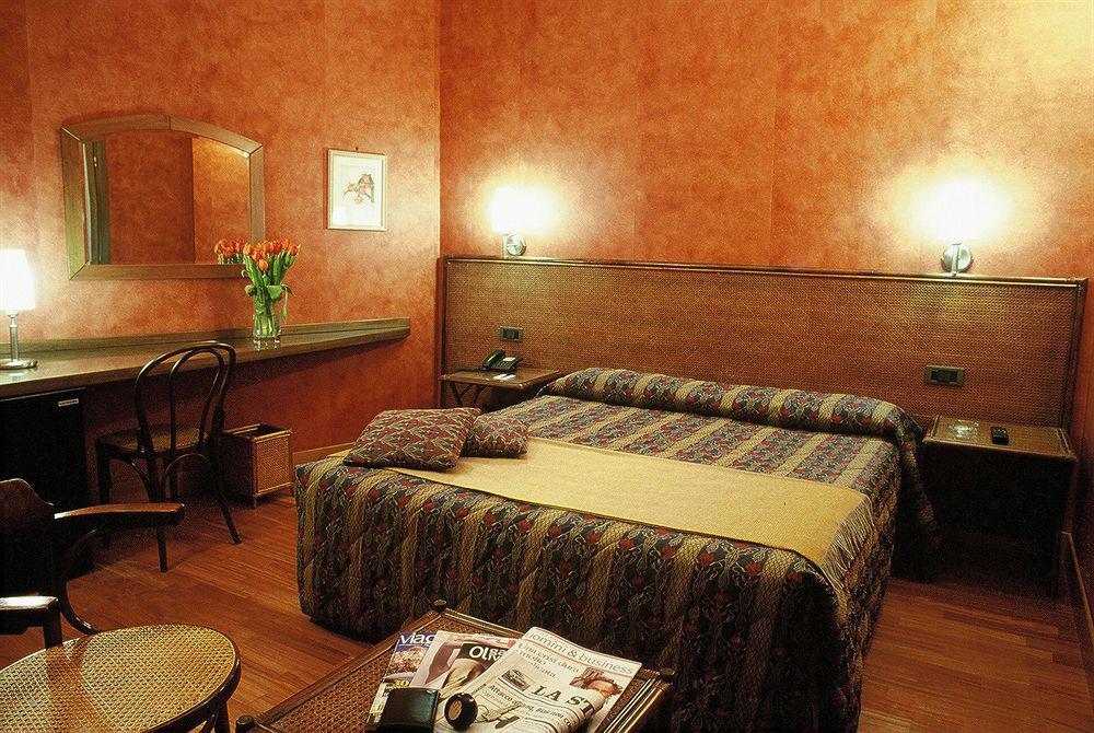 Ariosto Hotel Milaan Kamer foto