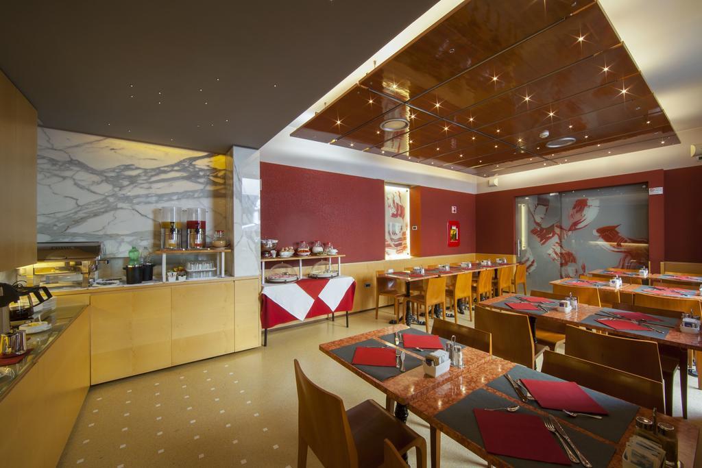 Ariosto Hotel Milaan Buitenkant foto