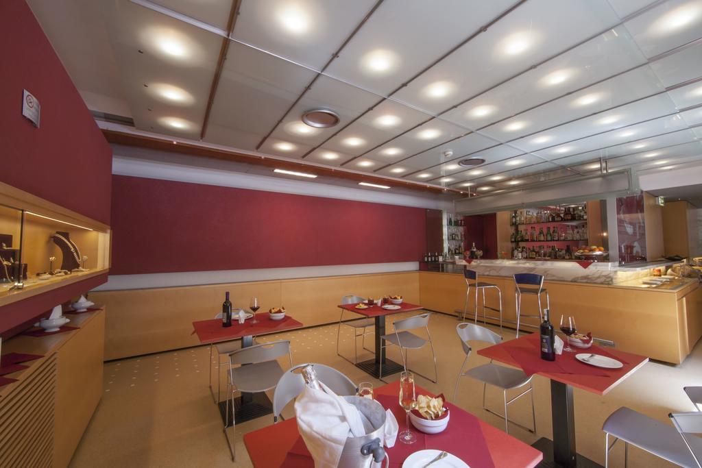 Ariosto Hotel Milaan Buitenkant foto