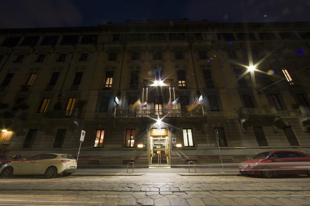 Ariosto Hotel Milaan Buitenkant foto
