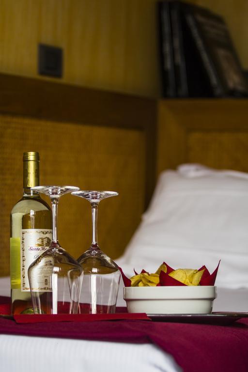 Ariosto Hotel Milaan Buitenkant foto