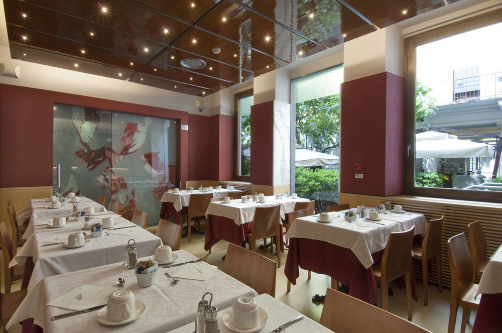 Ariosto Hotel Milaan Buitenkant foto