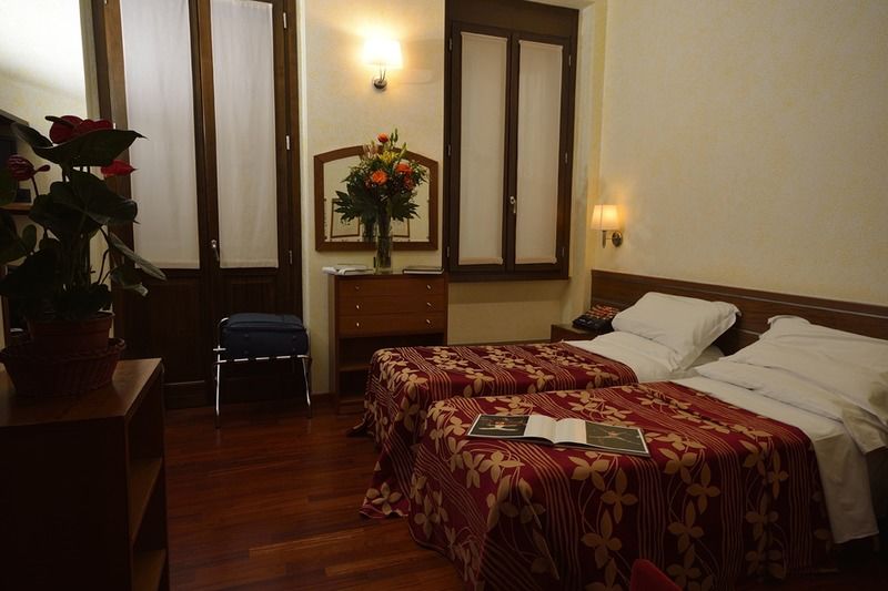 Ariosto Hotel Milaan Buitenkant foto
