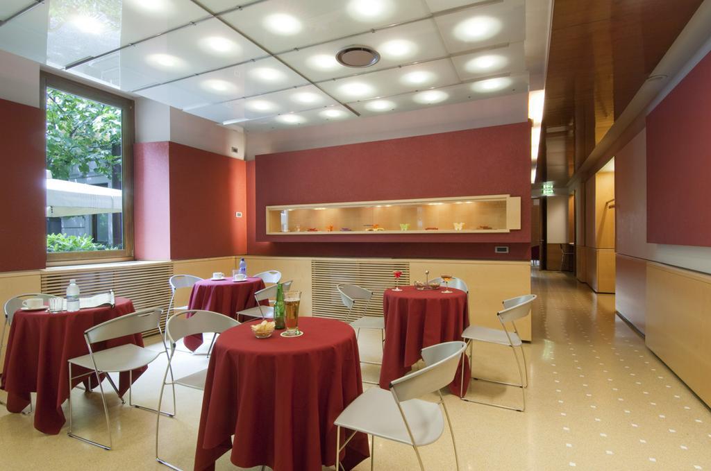 Ariosto Hotel Milaan Buitenkant foto