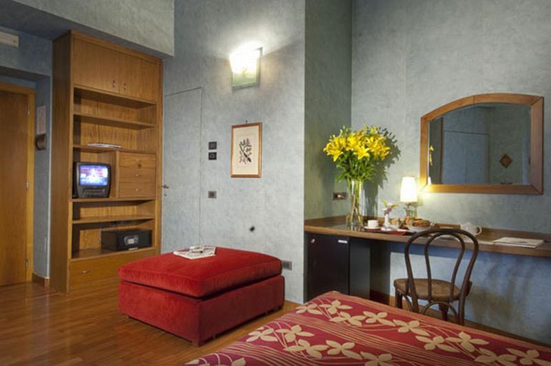 Ariosto Hotel Milaan Buitenkant foto